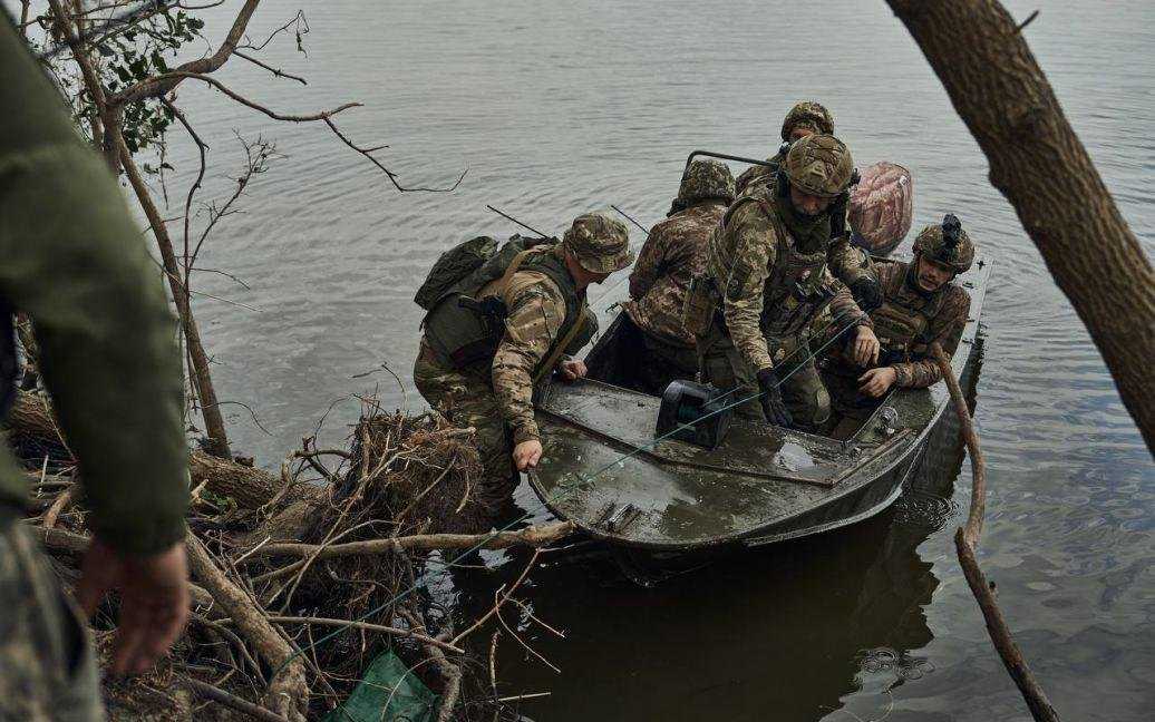 Морські піхотинці на березі Дніпра