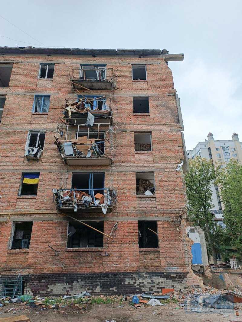 Будинок на Сальського через три тижні після трагедії