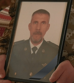 У Хмельницькому попрощалися з двома воїнами — один загинув у бою, інший помер у полоні