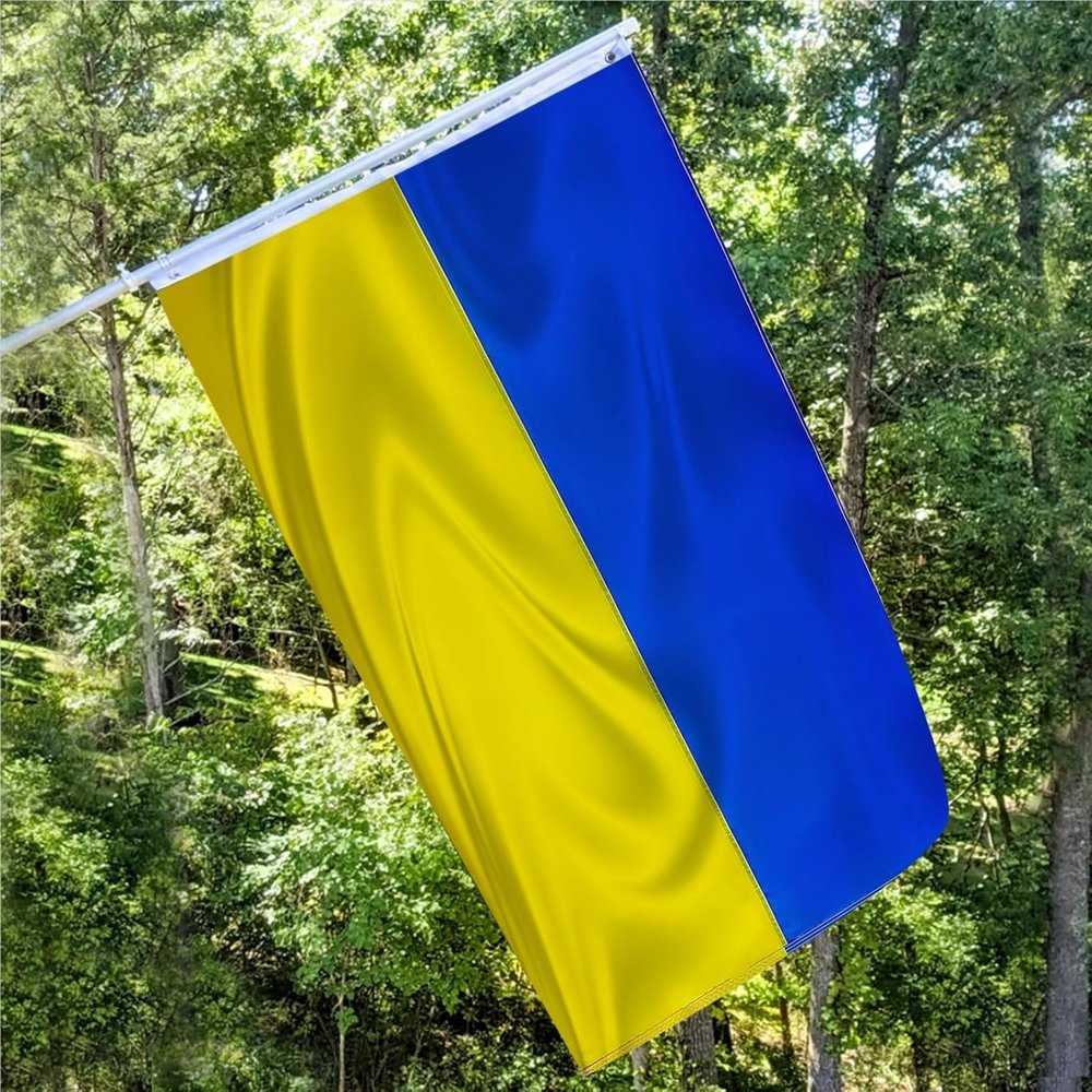 виробник прапорів