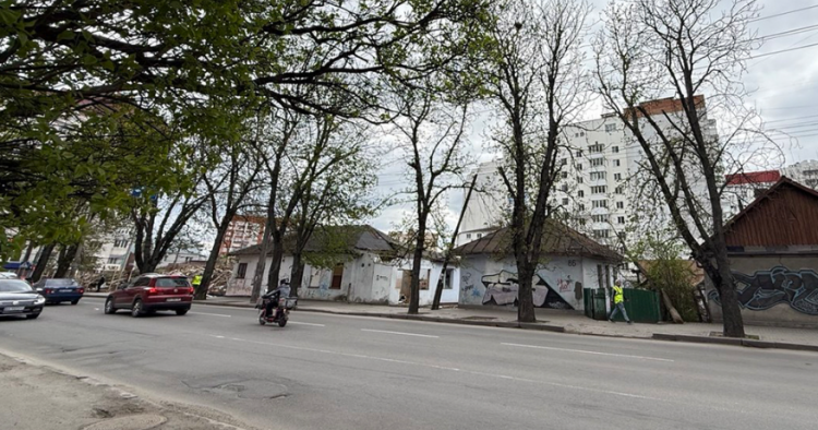 У центрі Хмельницького почали підготовку до будівництва: що з’явиться на розі Свободи та Подільської