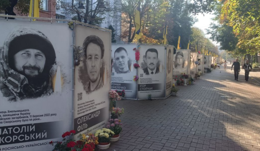 У Хмельницькому: Пошук неповнолітніх хуліганів з Алеї Слави